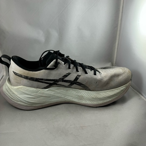 ASICS Superblast Running Shoes - Men's size 12 - Picture 10 of 13